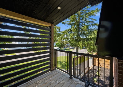 2 OBERON Street • Ottawa, ON photo 8