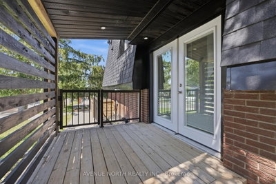 2 OBERON Street • Ottawa, ON photo 9