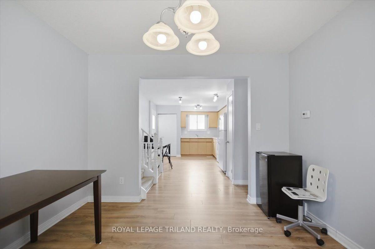 5 - 4 Chepstow Gate, London North 5