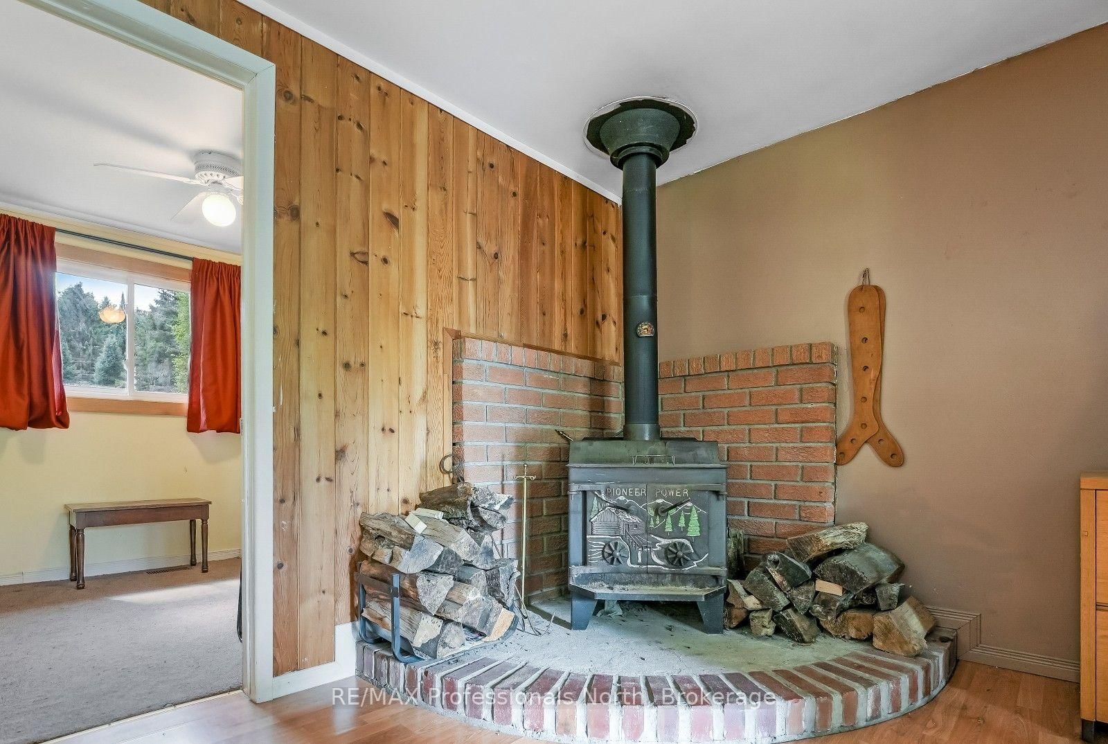1052 Ablett Court • Algonquin Highlands, ON photo 16