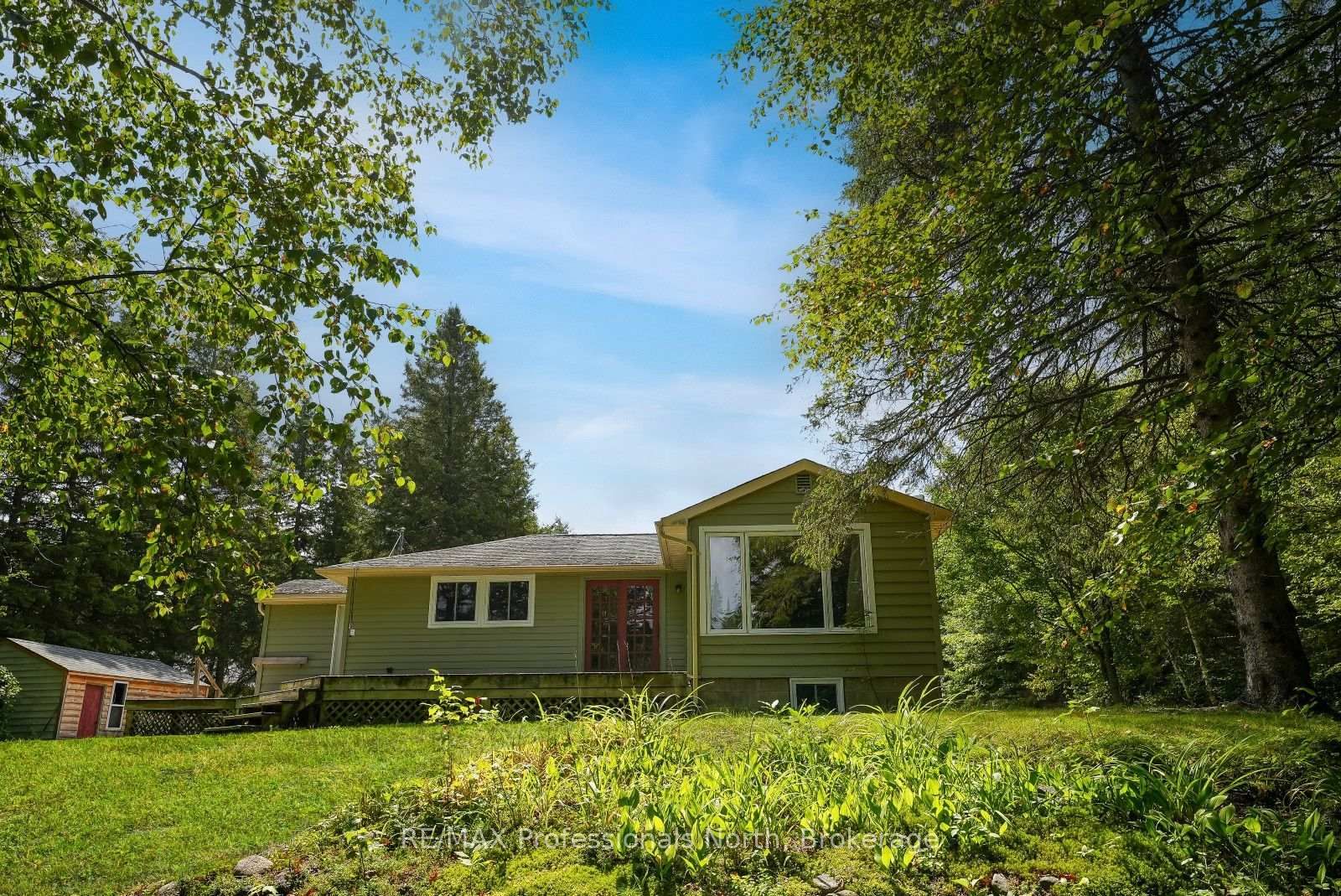 1052 Ablett Court • Algonquin Highlands, ON photo 32