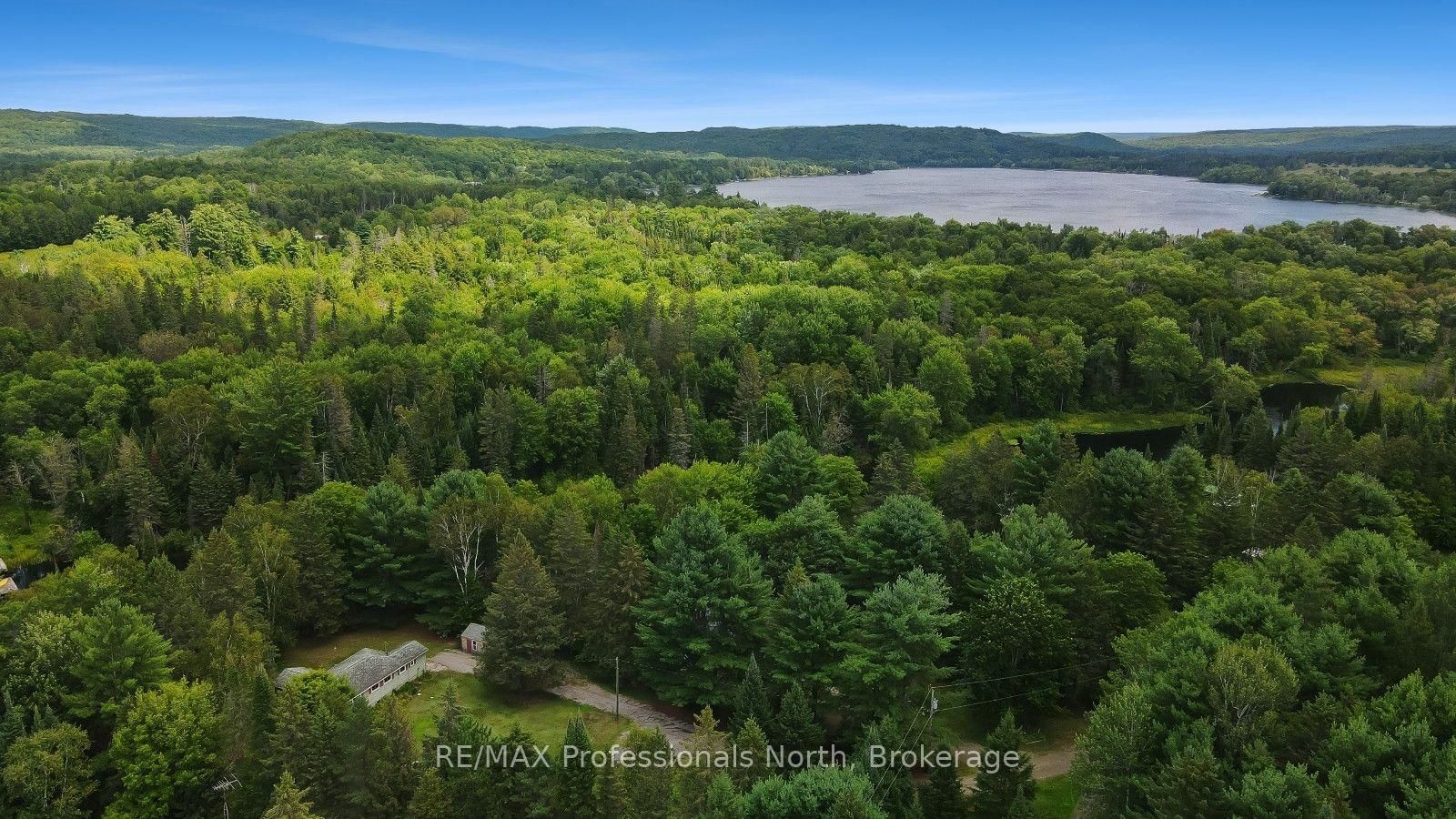 1052 Ablett Court • Algonquin Highlands, ON photo 42