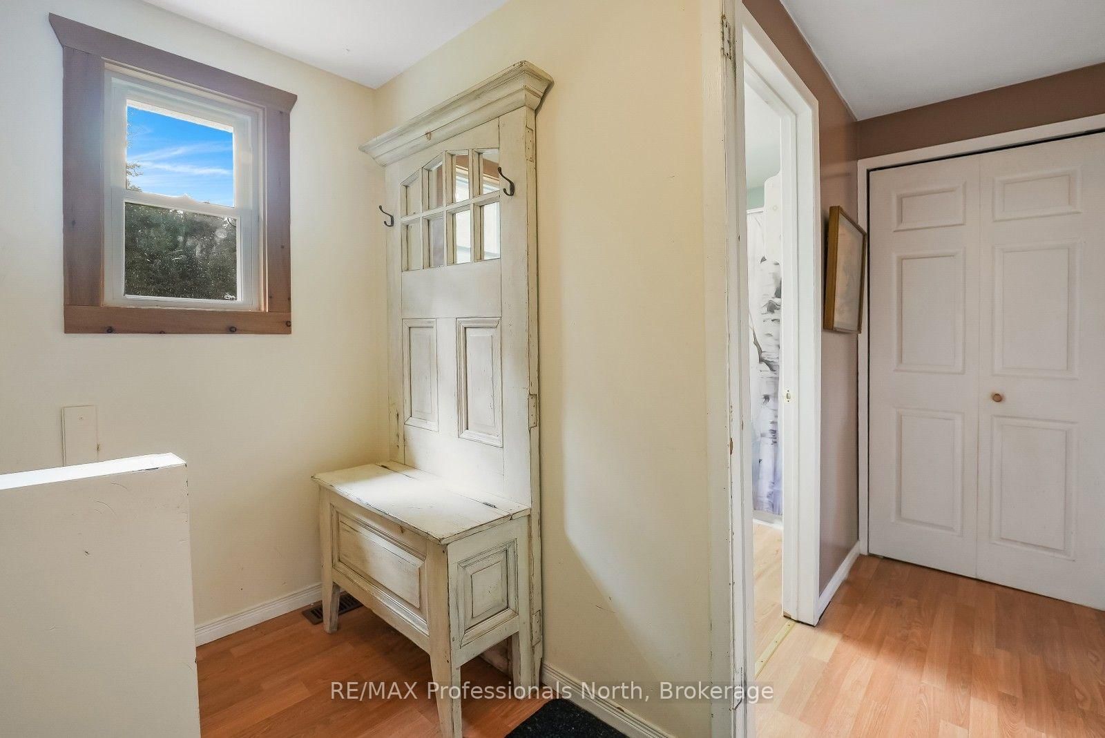 1052 Ablett Court • Algonquin Highlands, ON photo 8