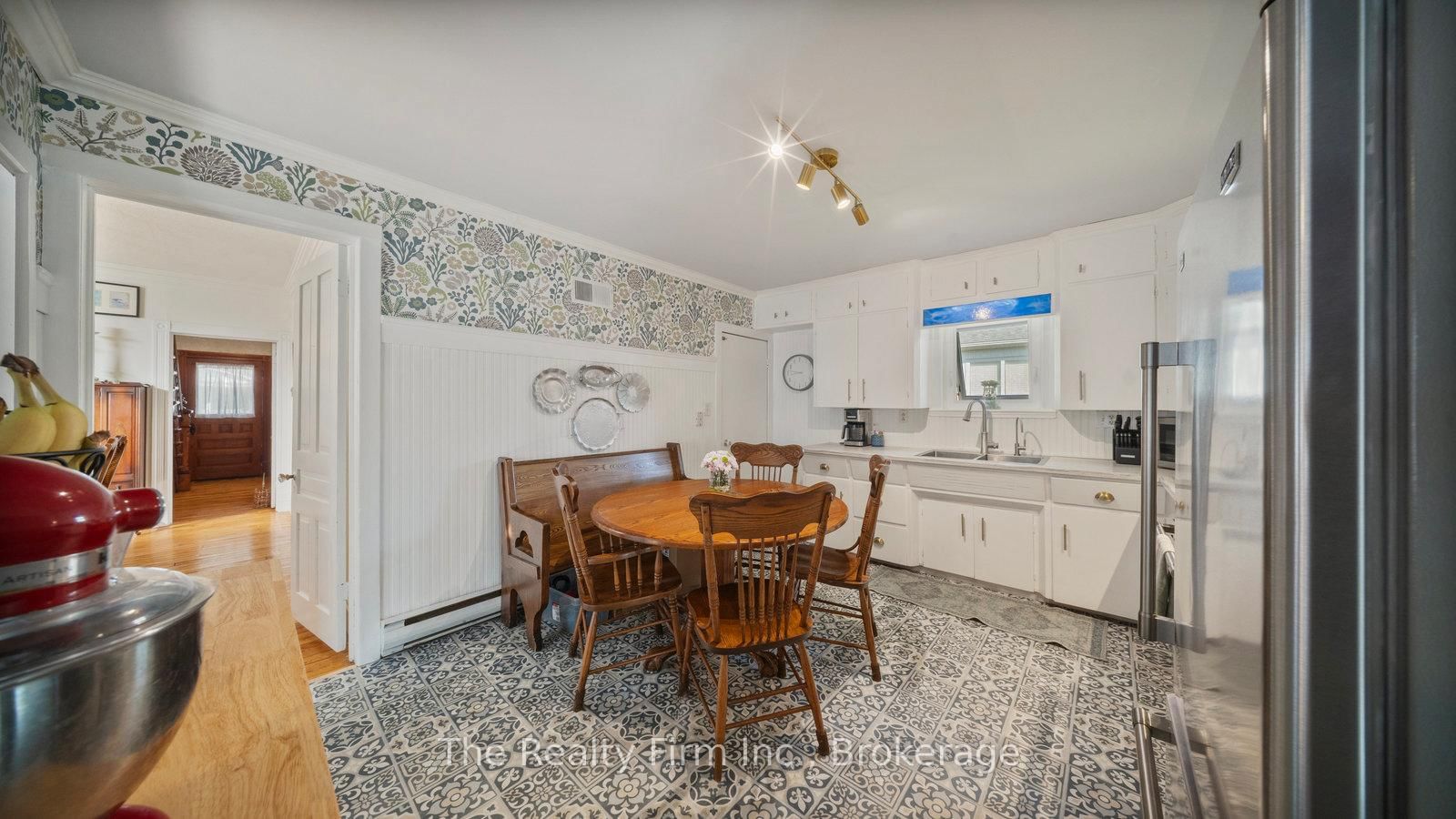 94 Woodstock Street N • East Zorra-Tavistock, ON photo 15
