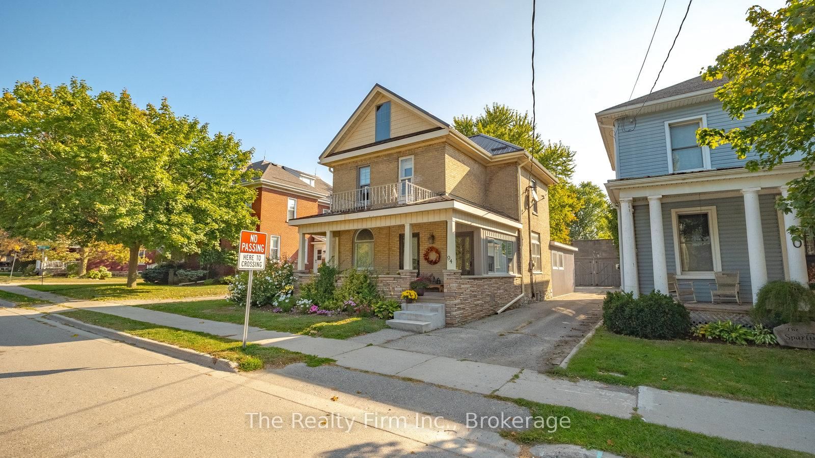 94 Woodstock Street N • East Zorra-Tavistock, ON photo 4