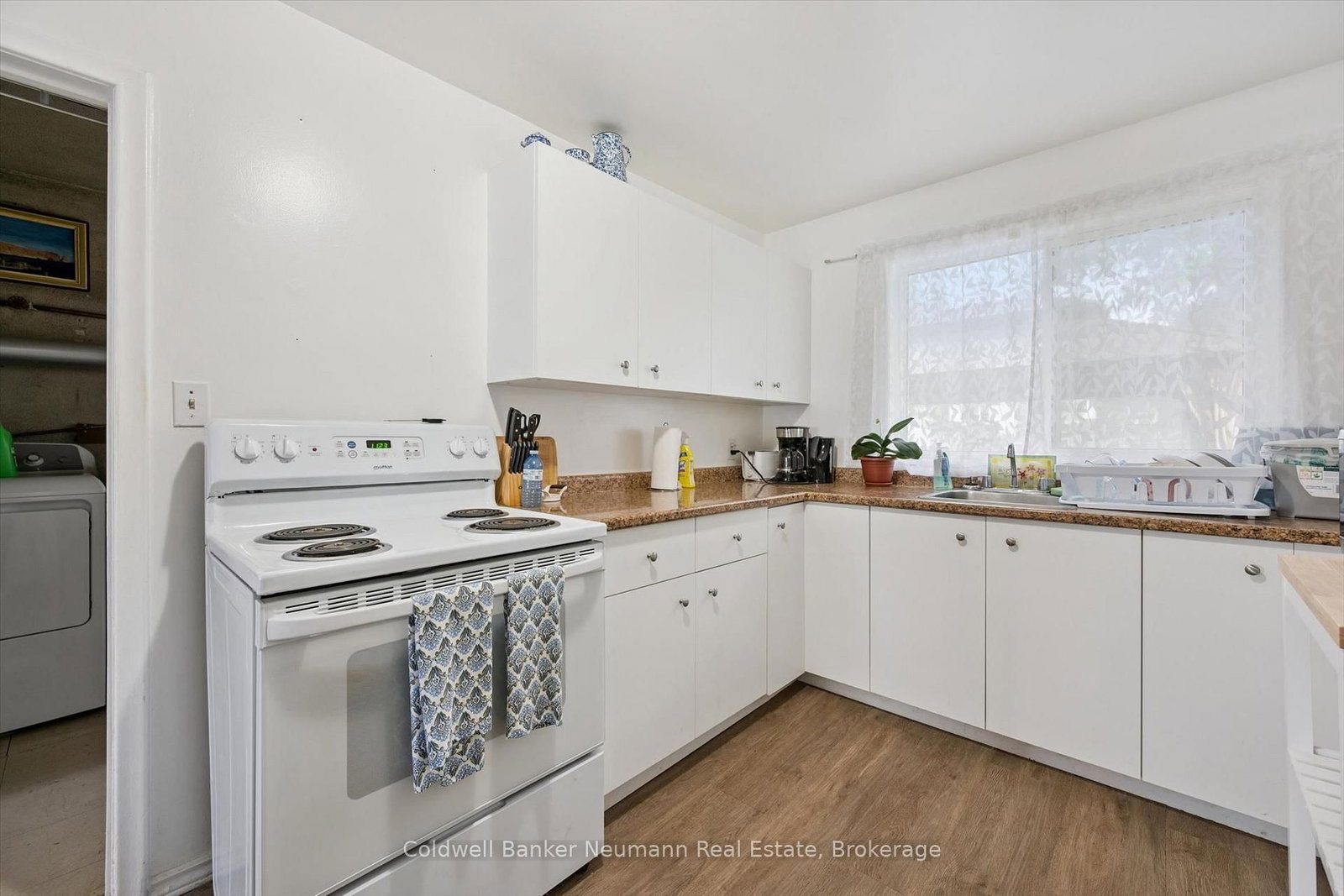 1561-1567 Queenston Road • Cambridge, ON photo 10