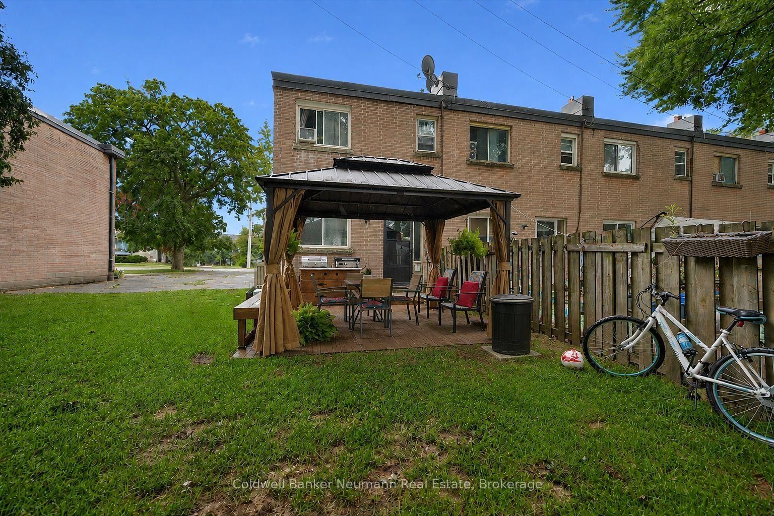1561-1567 Queenston Road • Cambridge, ON photo 17