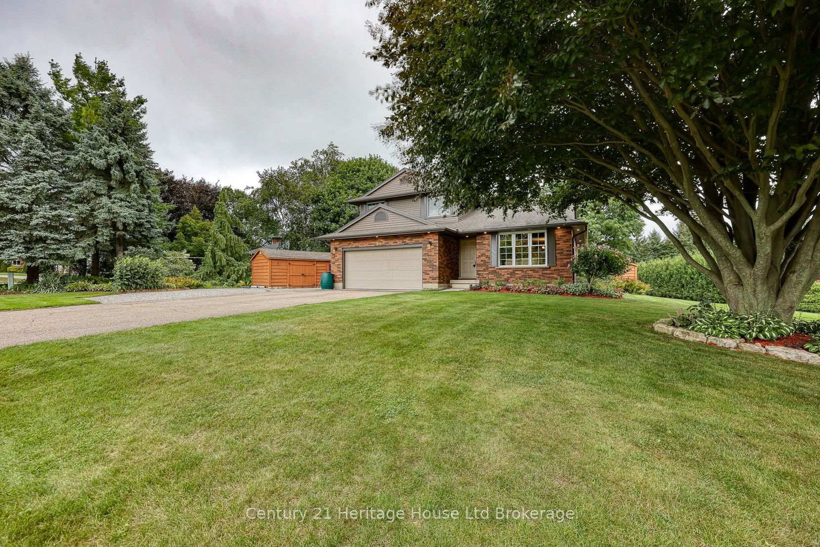 81 Glenn Avenue N • South-West Oxford, ON photo 1