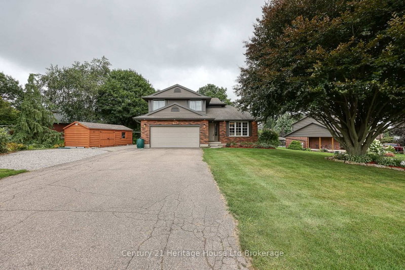 81 Glenn Avenue N