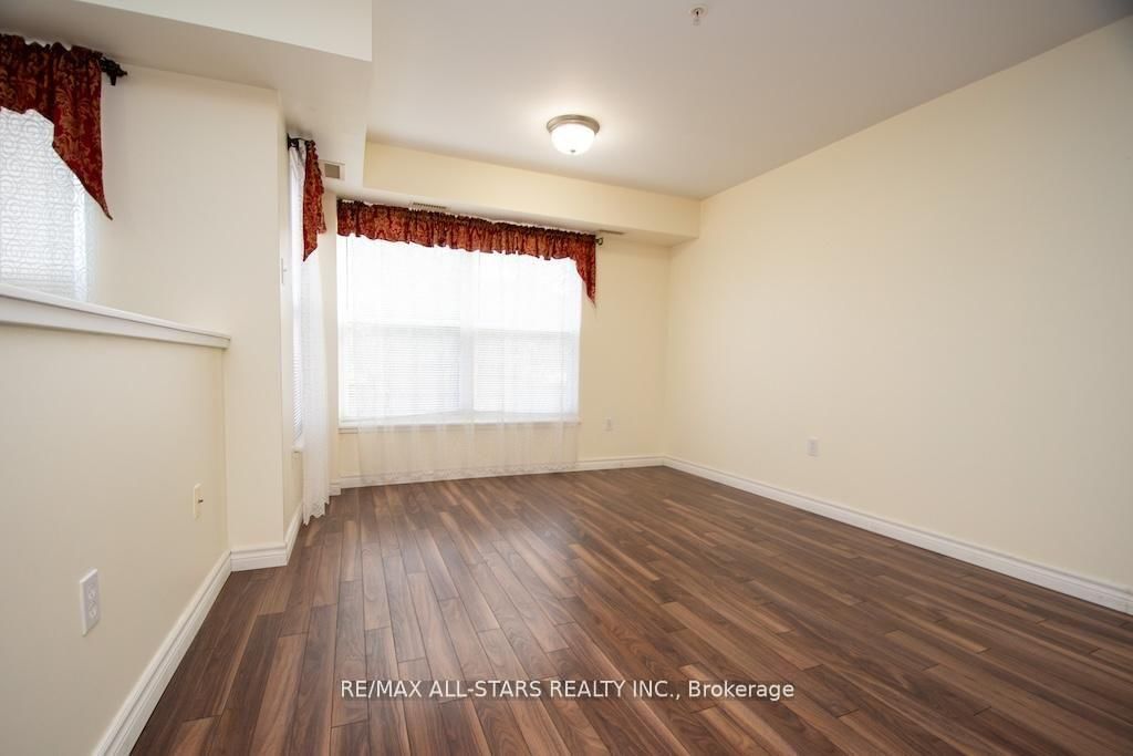 8 Huron Street • #106 • Kawartha Lakes, ON photo 13