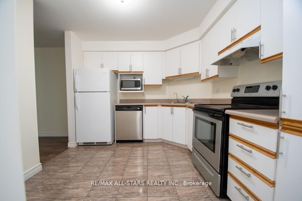 8 Huron Street • #106 • Kawartha Lakes, ON photo 17