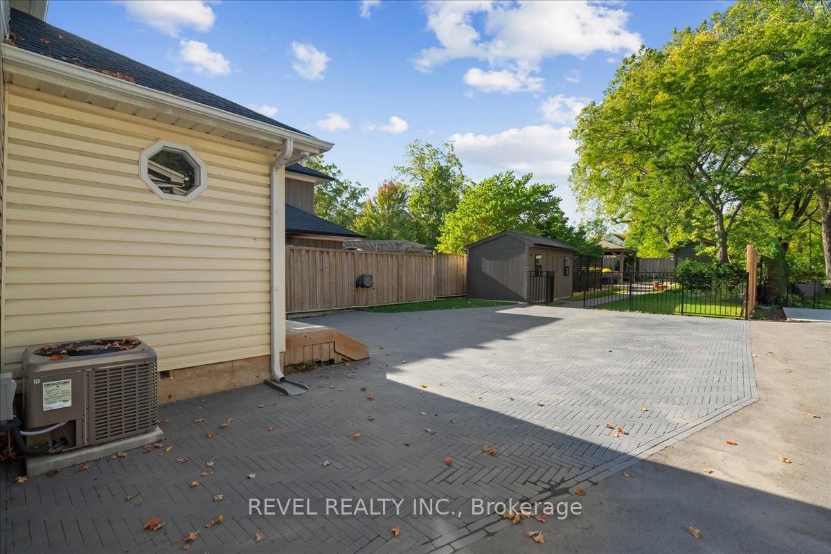 47 Mill Street N • Hamilton, ON photo 38