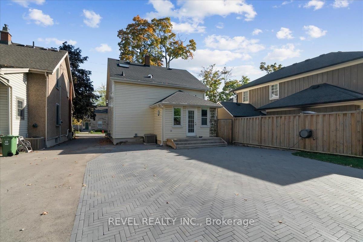 47 Mill Street N • Hamilton, ON photo 39