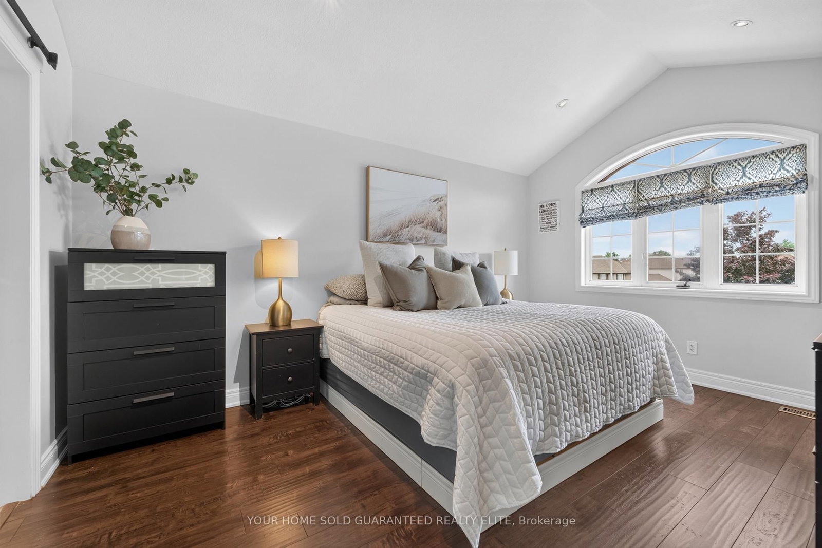 104 Udell Way • Grimsby, ON photo 16