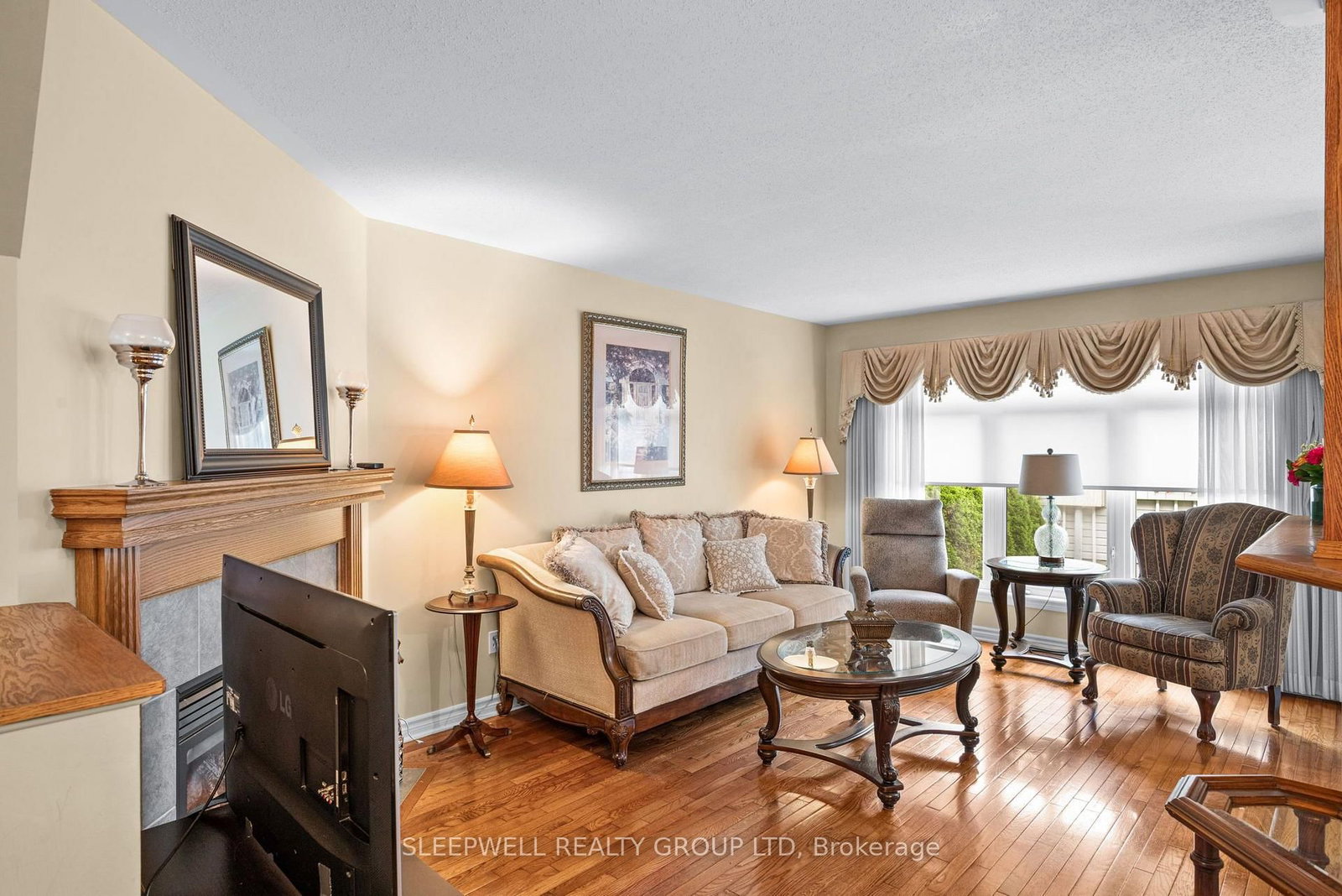 5573 Doctor Leach Drive • Manotick, ON photo 9