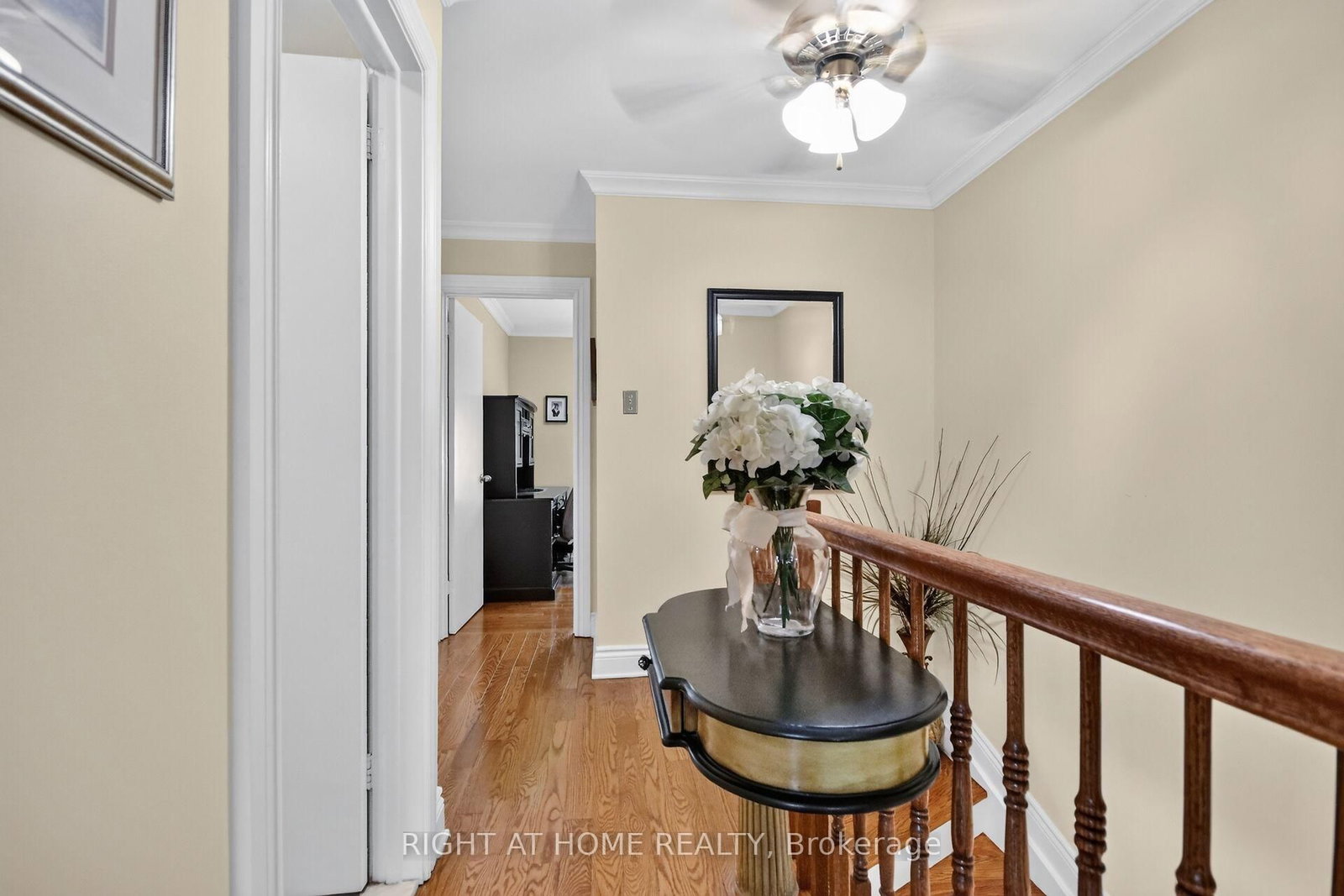 192 MONTEREY Drive • Ottawa, ON photo 14