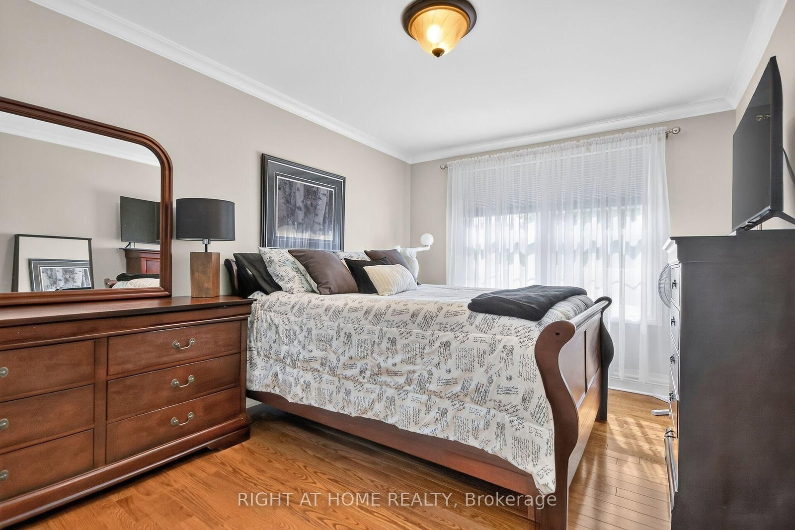 192 MONTEREY Drive • Ottawa, ON photo 21