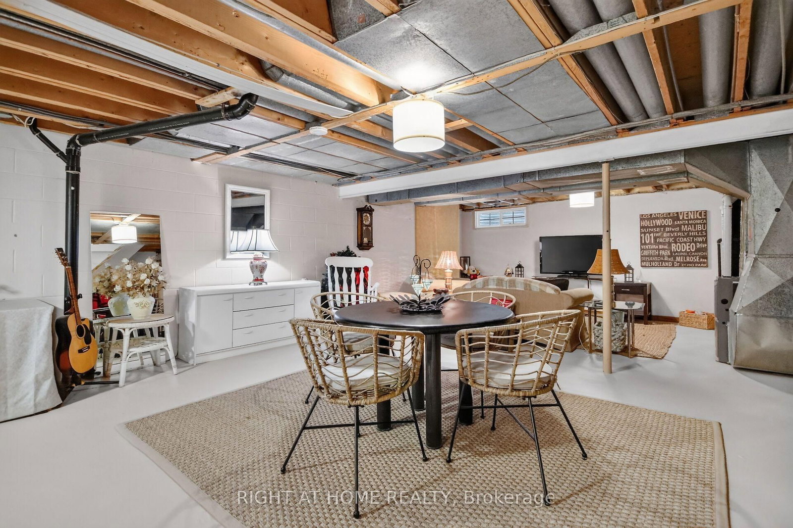 192 MONTEREY Drive • Ottawa, ON photo 27
