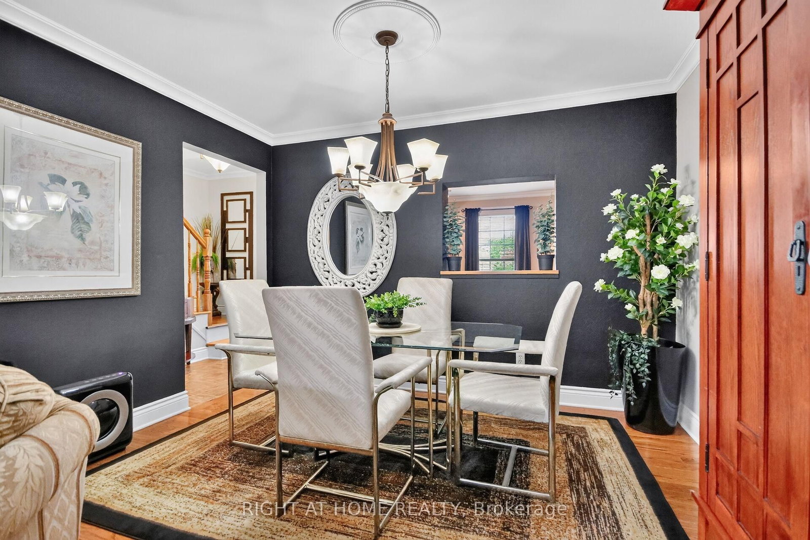 192 MONTEREY Drive • Ottawa, ON photo 8