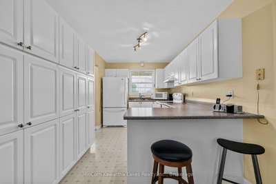 1069 SILVERDALE Road • Peterborough, ON photo 8