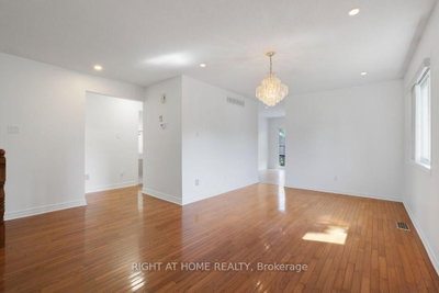 53 Yoho Drive • Kanata, ON photo 4