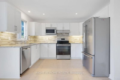 53 Yoho Drive • Kanata, ON photo 7