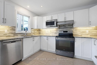 53 Yoho Drive • Kanata, ON photo 9