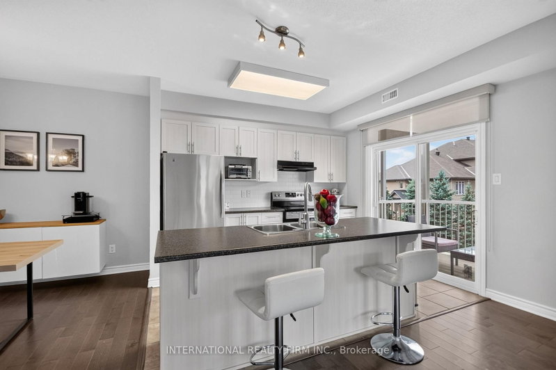 3793 Canyon Walk Dr photo 5