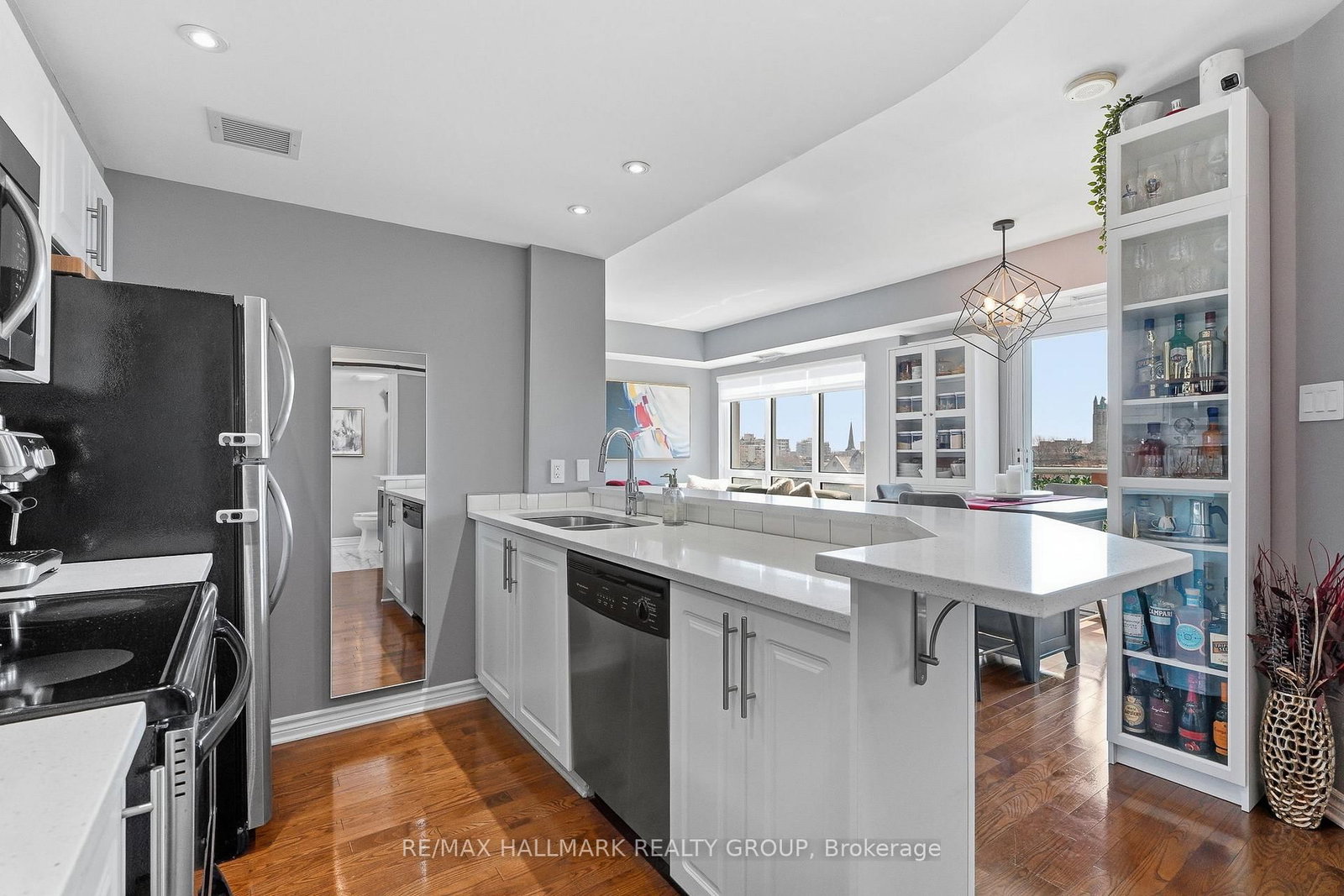 200 RIDEAU Street • #809 • Ottawa, ON photo 12