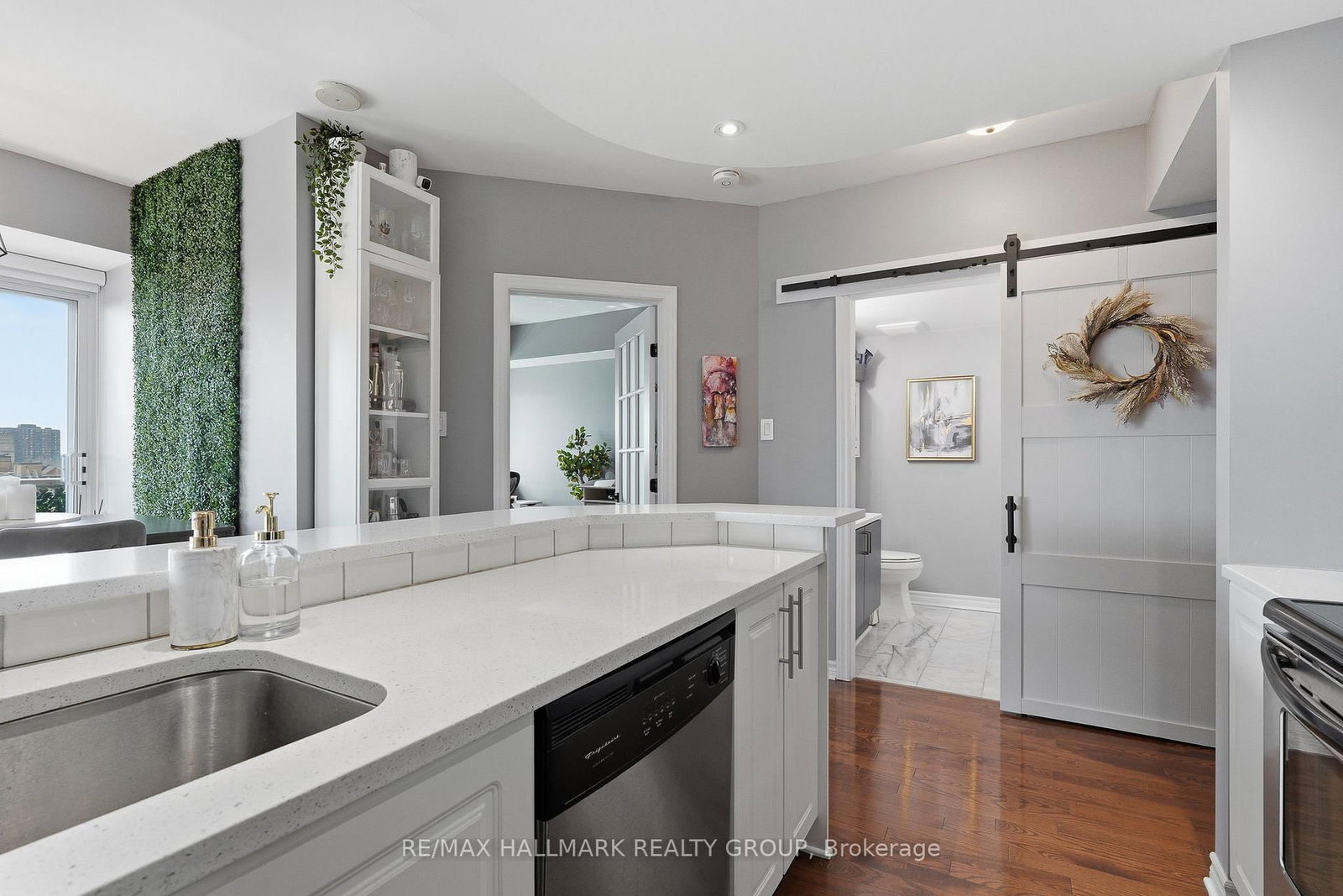 200 RIDEAU Street • #809 • Ottawa, ON photo 14