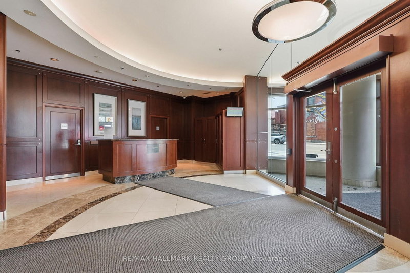 809 - 200 RIDEAU Street