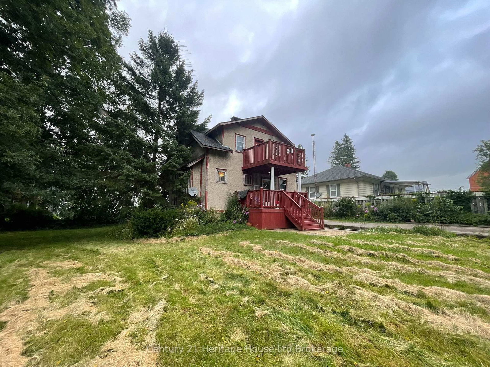 11 Adams Street • Norfolk, ON photo 5