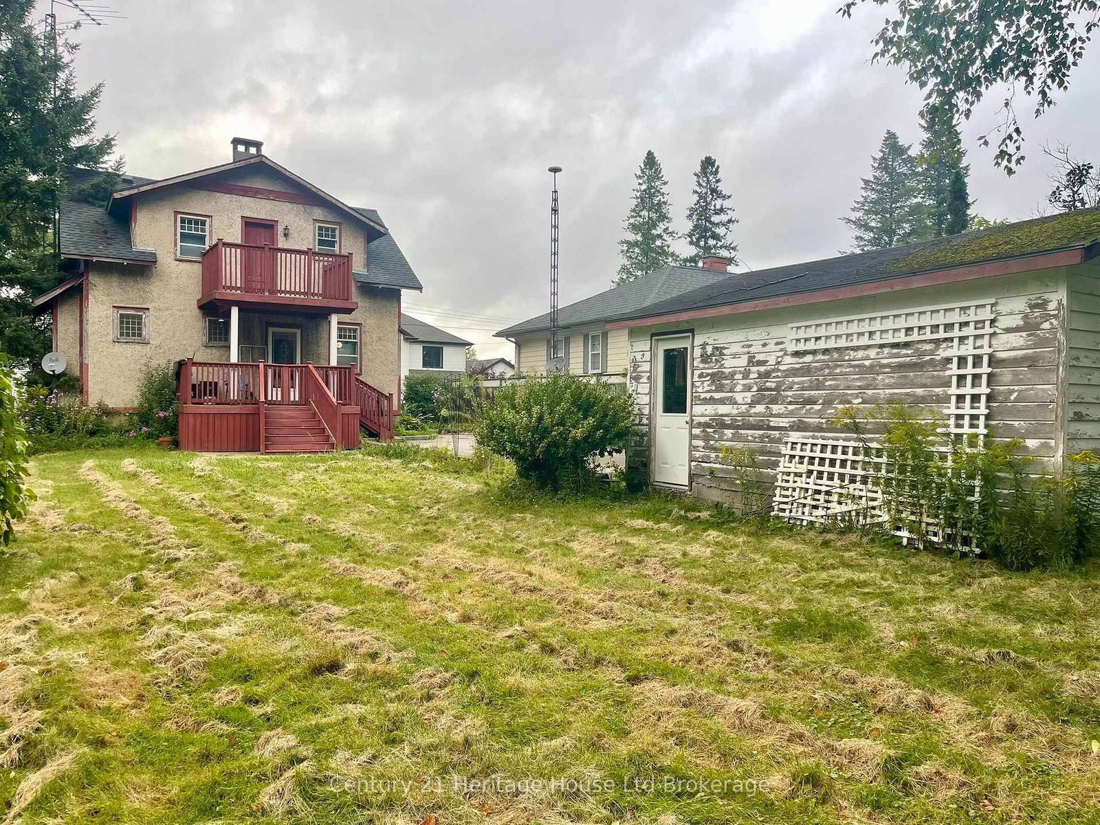 11 Adams Street • Norfolk, ON photo 6