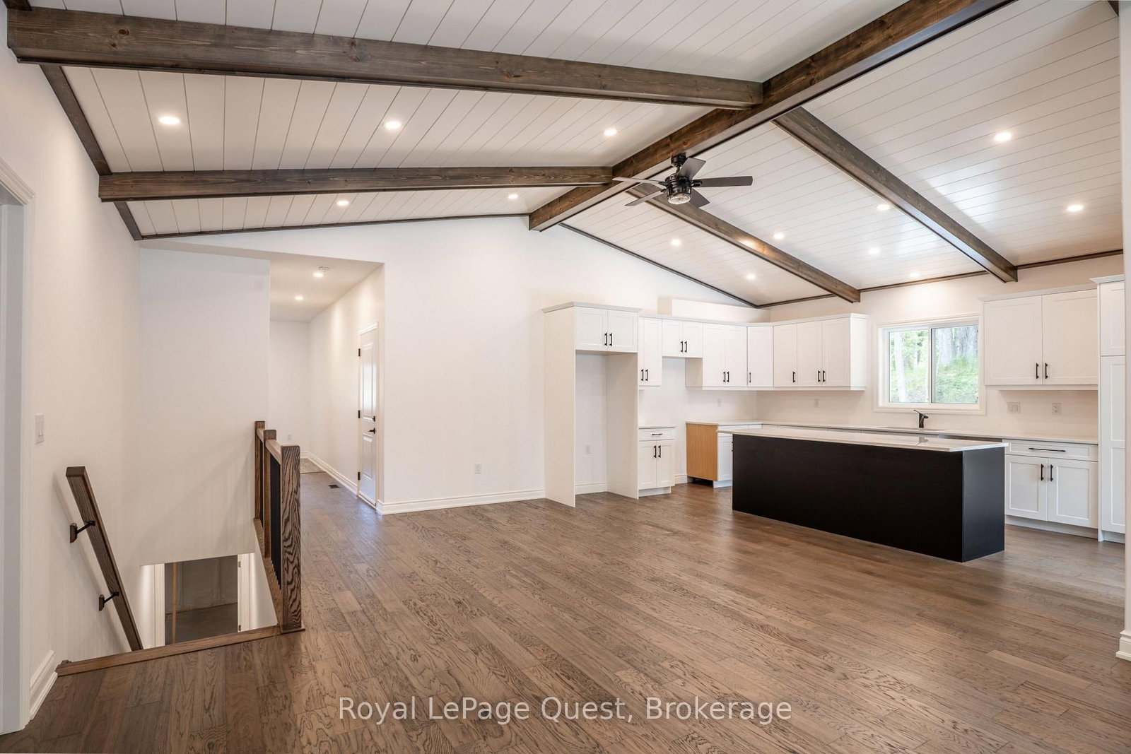 57 West Road W • Huntsville, ON photo 12
