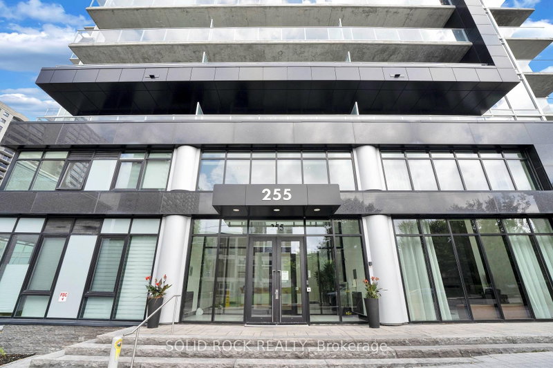 309 - 255 Bay Street