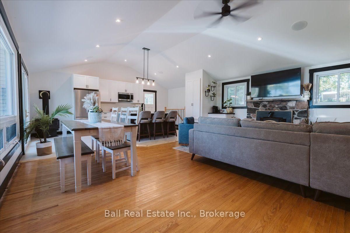 78 Lakeshore Boulevard • Selwyn, ON photo 11