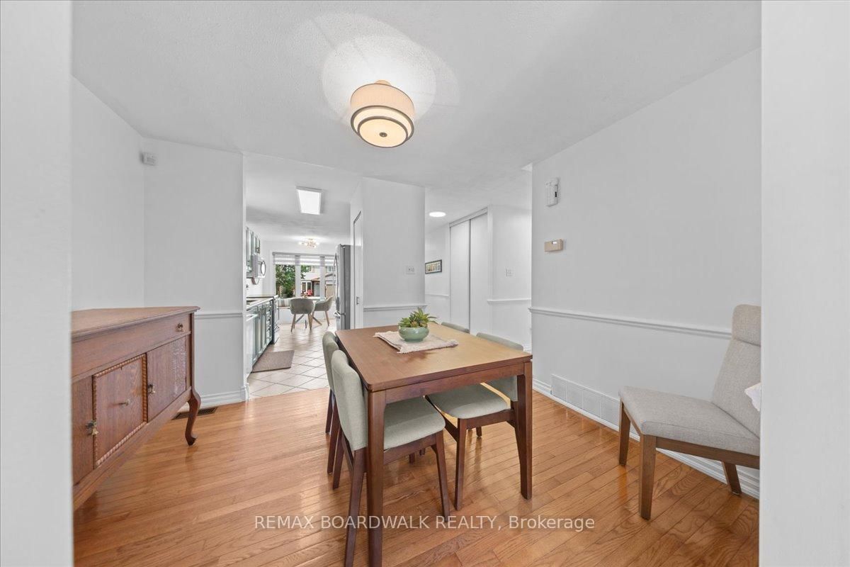 6584 Legault Street • Orleans, ON photo 13