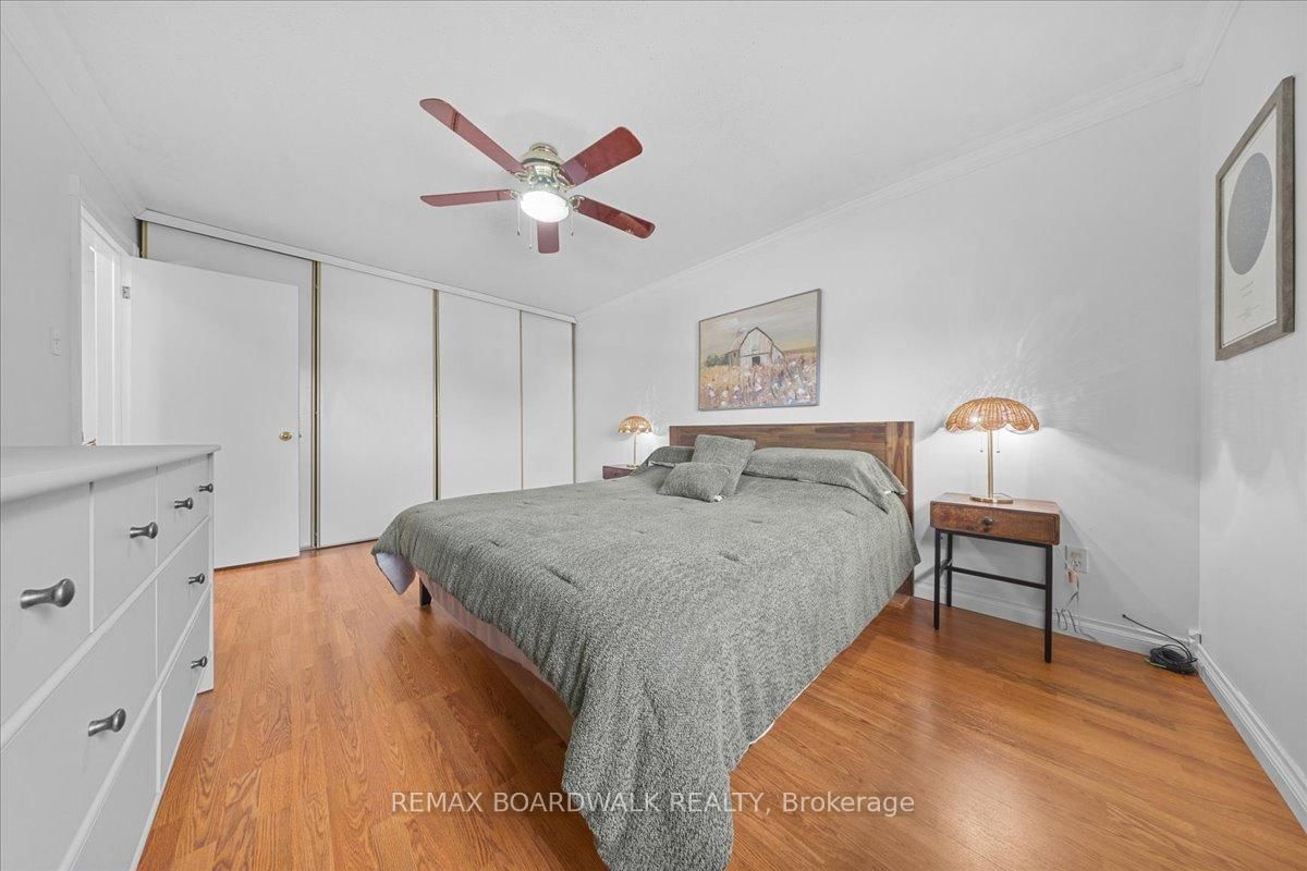 6584 Legault Street • Orleans, ON photo 21