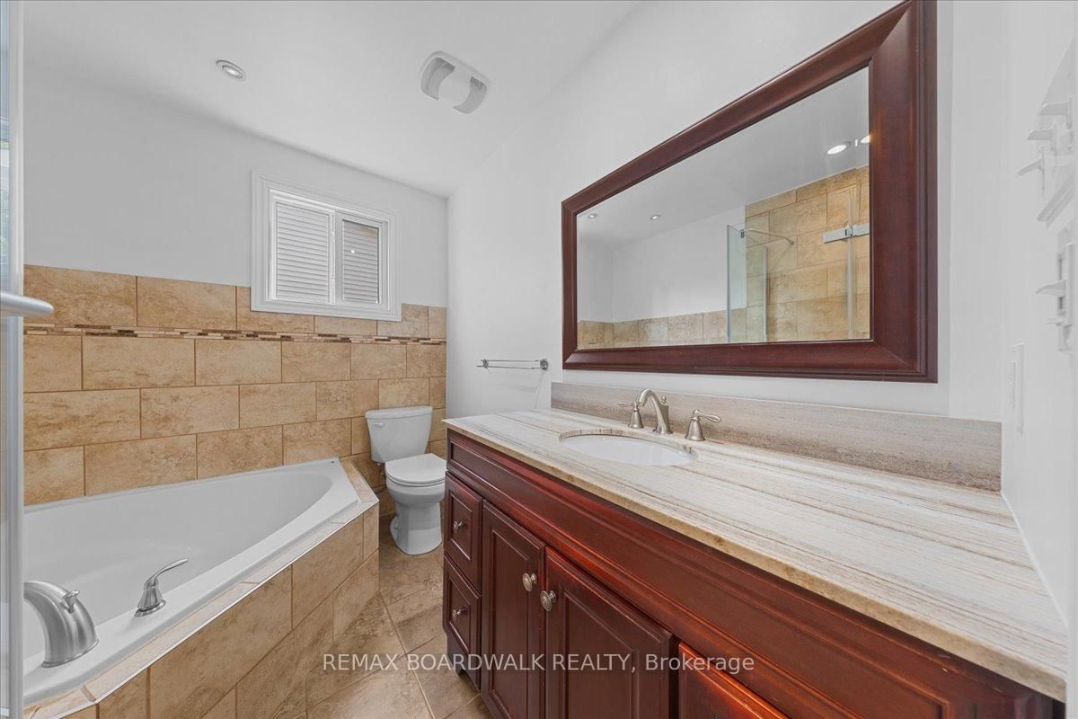 6584 Legault Street • Orleans, ON photo 22