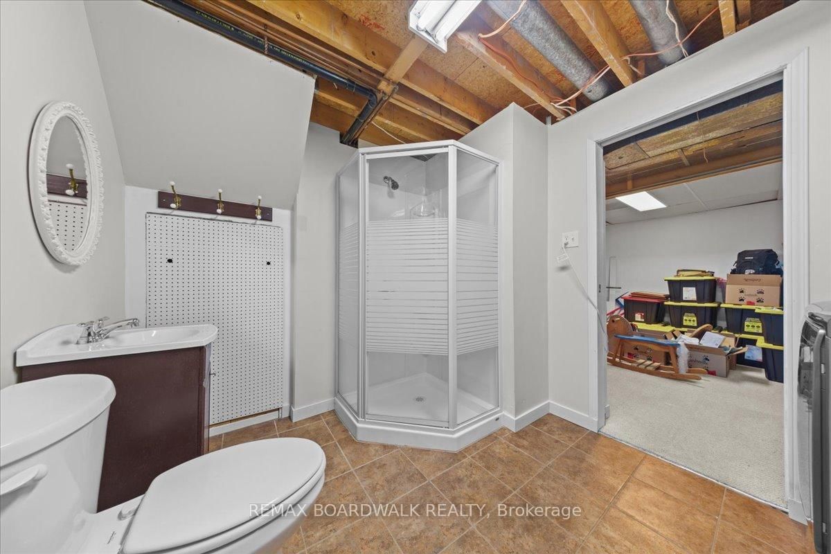 6584 Legault Street • Orleans, ON photo 36