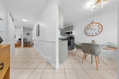 6584 Legault Street • Orleans, ON photo 4