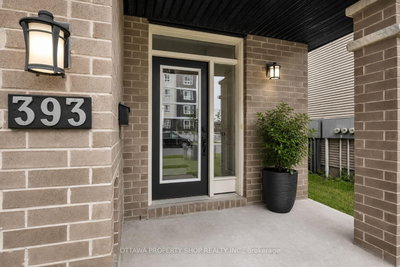 393 Livery Street • Stittsville, ON photo 4