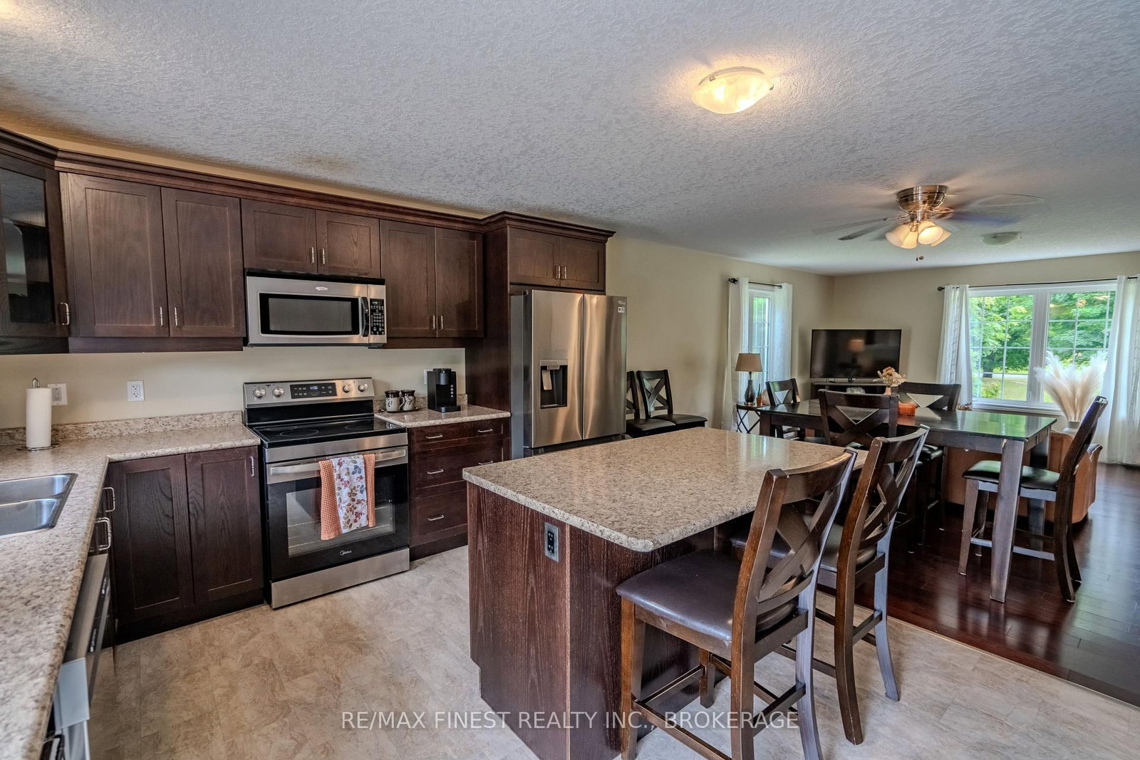 695 Westport Road • Godfrey, ON photo 11