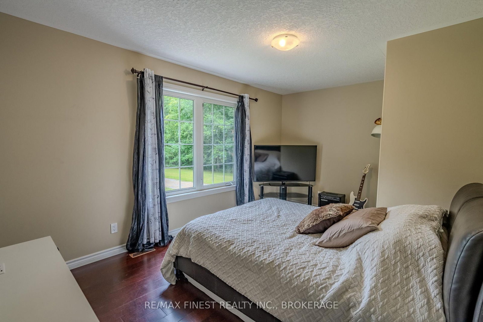 695 Westport Road • Godfrey, ON photo 14