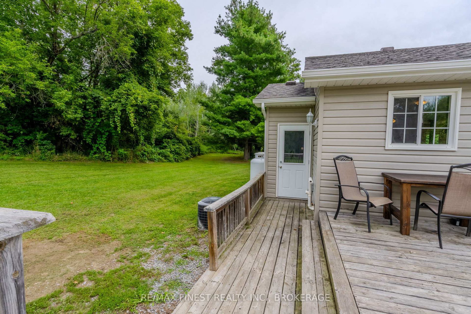 695 Westport Road • Godfrey, ON photo 36
