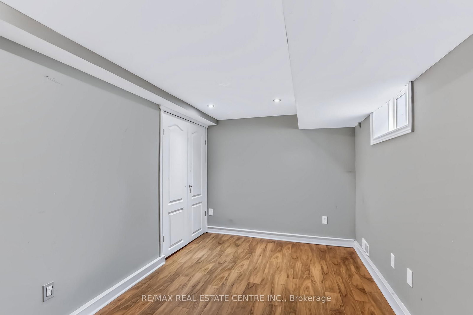 900 Adelaide Street N • London East, ON photo 14