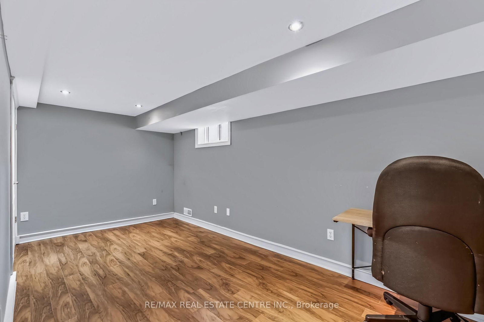 900 Adelaide Street N • London East, ON photo 15