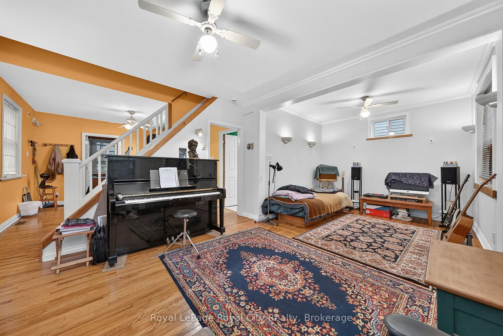 19 Walter Street • Guelph, ON photo 10