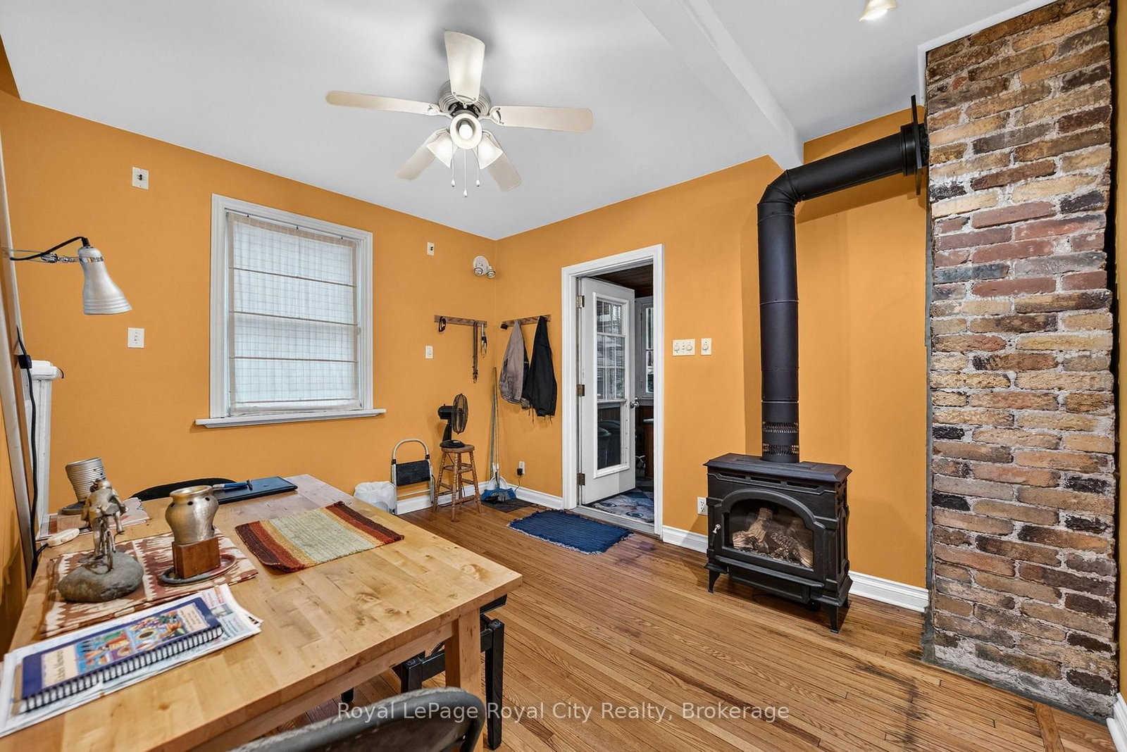19 Walter Street • Guelph, ON photo 16