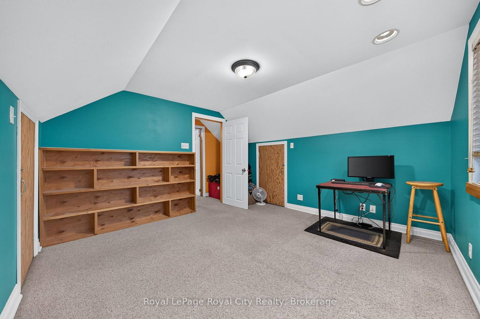 19 Walter Street • Guelph, ON photo 36